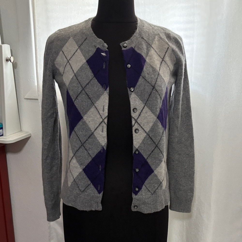 Apt. 9 Gray and Purple Argyle Women's Cardigan. 
100% cashmere